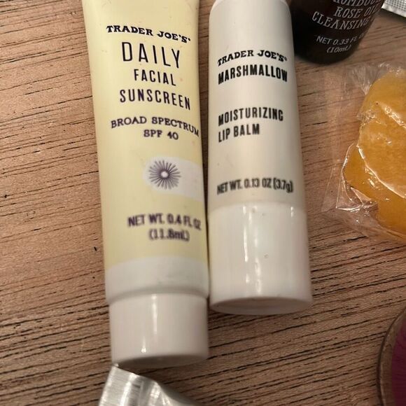 New Trader Joe's 10 piece beauty bundle mask handcream detangler kombucha Rose o - Picture 2 of 5